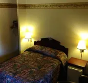 Humboldt Redwoods Inn hotel detail image 5