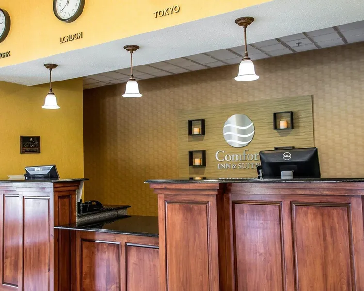 Comfort Inn & Suites Franklin East hotel detail image 6
