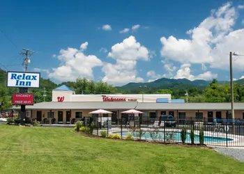 Relax Inn hotel thumbnail 5