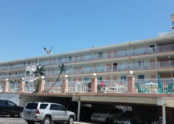 Isle of Palms hotel thumbnail 3
