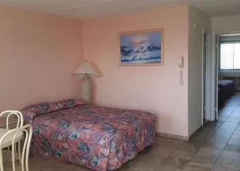 Isle of Palms hotel thumbnail 6