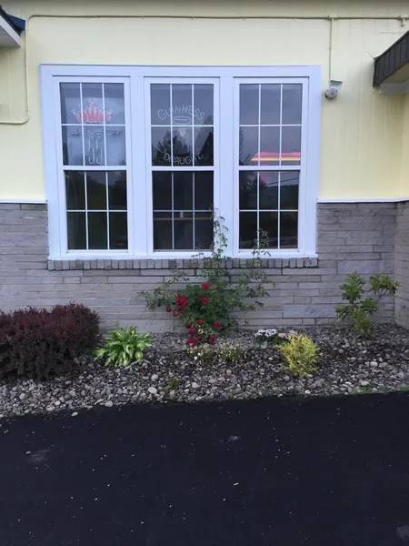 Lake Inn and Restaurant hotel detail image 6