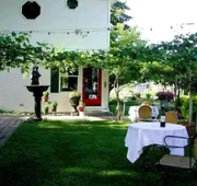 Cozy Rose Inn hotel detail image 7