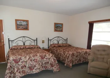 Riverbend Lodging hotel thumbnail 8
