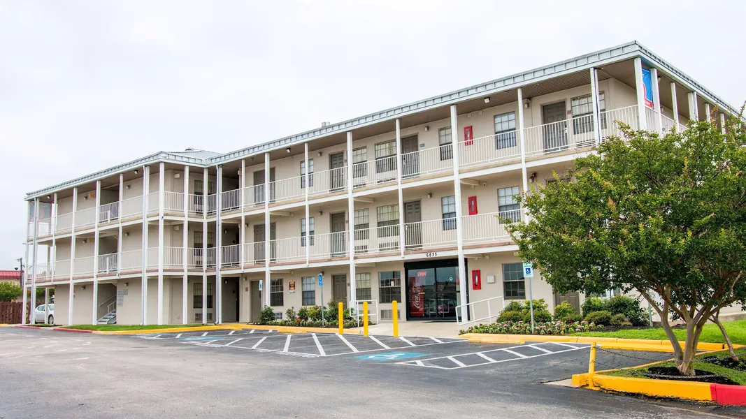 Studio 6 San Antonio, TX - Lackland AFB hotel detail image 6