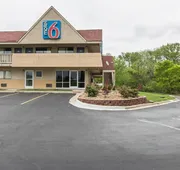 Motel 6 Overland Park, KS hotel detail image 5