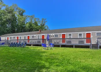 Olde Tavern Motel And Inn hotel thumbnail 5