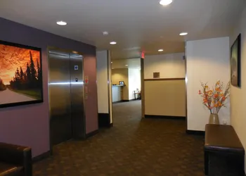 Aspen Suites Hotel Anchorage hotel thumbnail 7