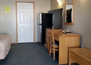 Athabasca Lodge Motel hotel thumbnail 7