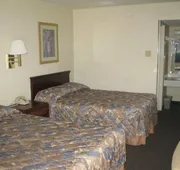 Red Carpet Inn Terre Haute hotel detail image 7