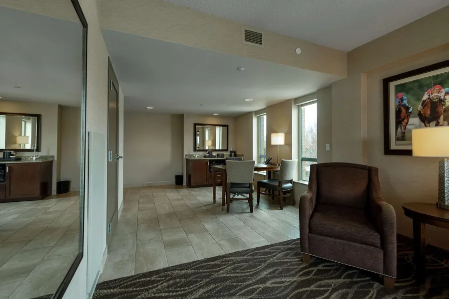 Embassy Suites Saratoga Springs hotel detail image 6