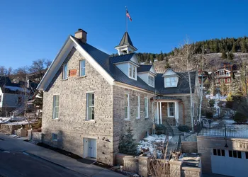 Washington School House hotel thumbnail 7
