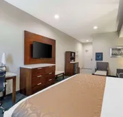 Best Western Plus Gardena Inn & Suites hotel detail image 5