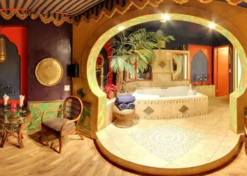 Mariaggi's Theme Suite Hotel & Spa hotel thumbnail 7