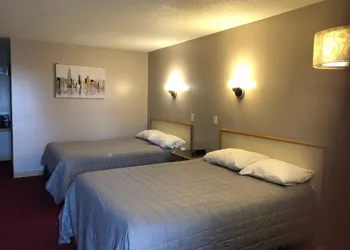 Voyageur Motel hotel thumbnail 6
