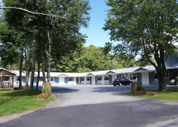 Wildwood Motel hotel thumbnail 3