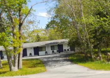 Wildwood Motel hotel thumbnail 8