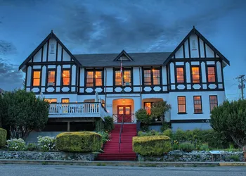 The Old Courthouse Inn hotel thumbnail 3