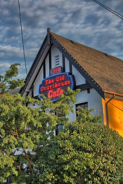 The Old Courthouse Inn hotel detail image 6