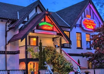 The Old Courthouse Inn hotel thumbnail 7