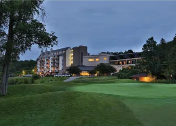 Hockley Valley Resort hotel thumbnail 5