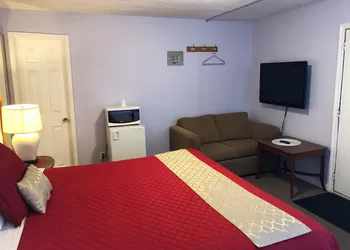 Niagara Inn & Suites hotel thumbnail 3