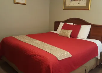 Niagara Inn & Suites hotel thumbnail 8