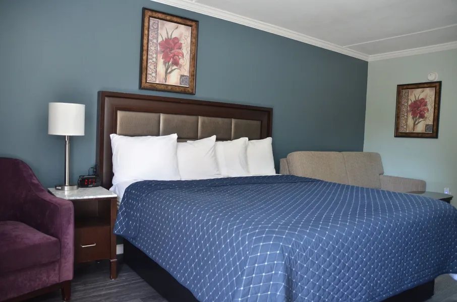 Budget Inn hotel detail image 6