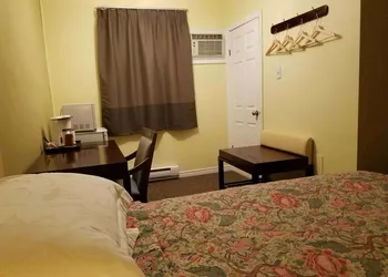 7 West Motel hotel thumbnail 5