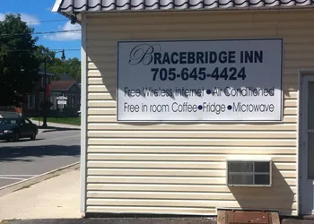 Bracebridge Inn hotel thumbnail 6