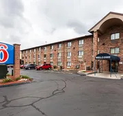 Motel 6 Milwaukee, WI - Glendale hotel detail image 3