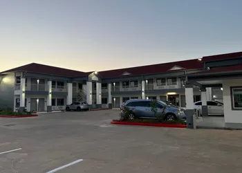 Crystal Suites hotel thumbnail 7