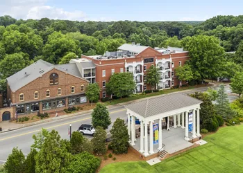 The James Madison Inn hotel thumbnail 2