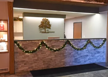 Shawano Four Seasons Hotel hotel thumbnail 3