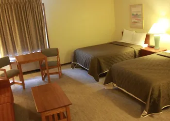 Shawano Four Seasons Hotel hotel thumbnail 8
