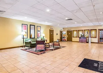 Quality Inn hotel thumbnail 2