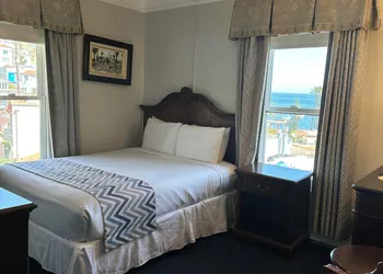 Studio 9 Hotel Catalina hotel thumbnail 7