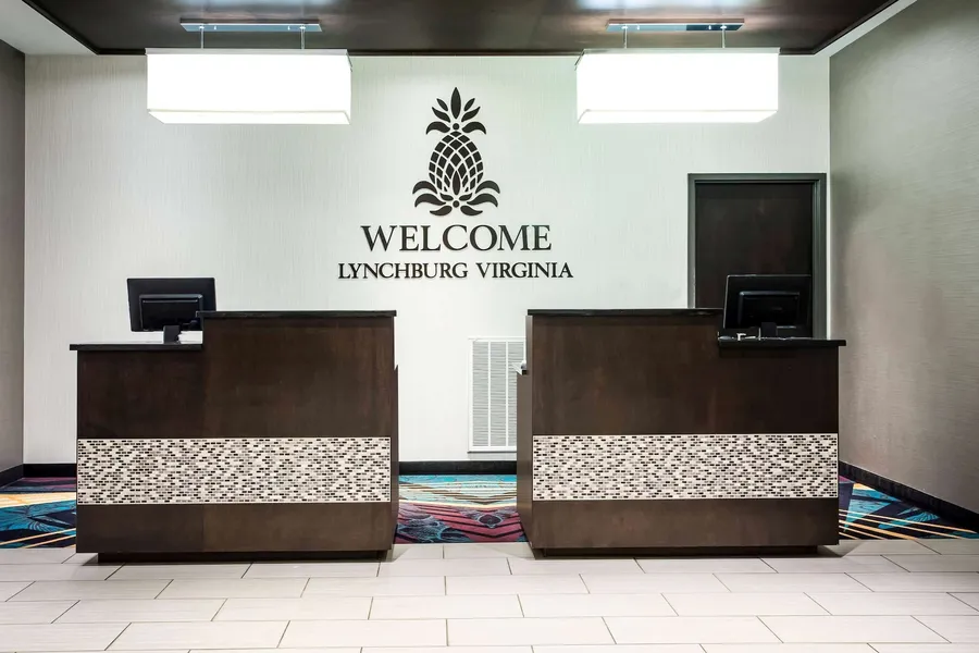 La Quinta Inn & Suites by Wyndham Lynchburg at Liberty Univ. hotel detail image 6