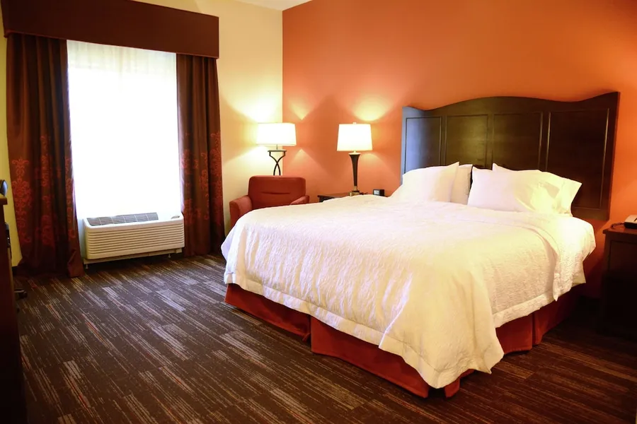 Hampton Inn Poplar Bluff hotel detail image 6