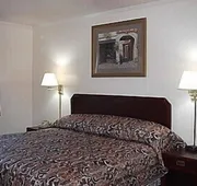 Budget Inn And Suites hotel detail image 3