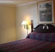 Budget Inn And Suites hotel detail image 4