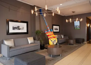 DoubleTree by Hilton Hotel Cleveland Downtown - Lakeside hotel thumbnail 5