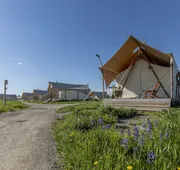 Under Canvas West Yellowstone hotel detail image 7