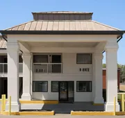 Days Inn & Suites by Wyndham Byram hotel detail image 3