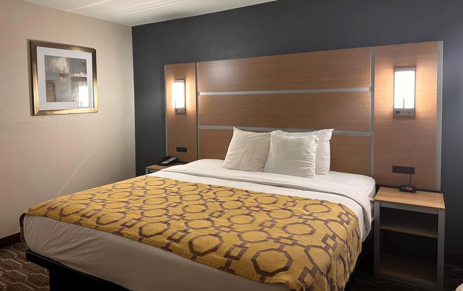 Baymont by Wyndham Noblesville hotel detail image 6