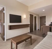 Embassy Suites by Hilton Akron Canton Airport hotel detail image 5