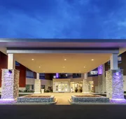 Holiday Inn Express & Suites Galesburg by IHG hotel detail image 3