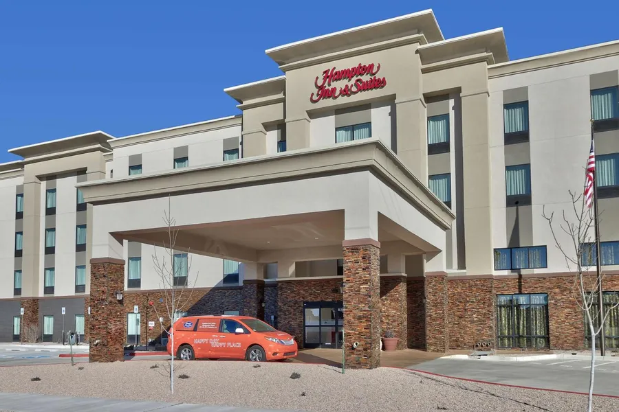 Hampton Inn & Suites Albuquerque Airport hotel detail image 2