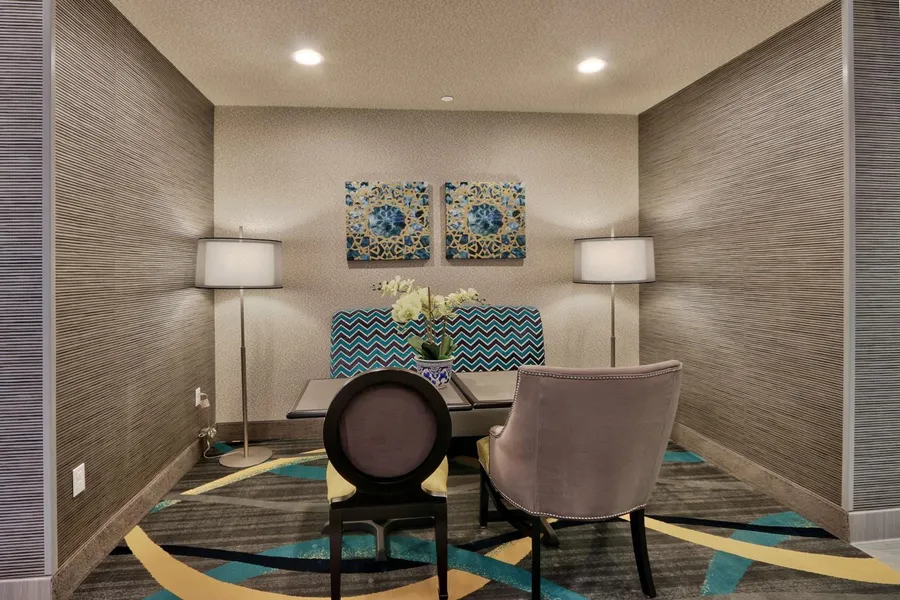 Hampton Inn & Suites Albuquerque Airport hotel detail image 6