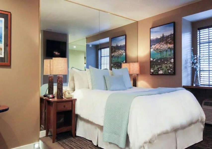 POSTMARC Hotel and Spa Suites hotel detail image 6